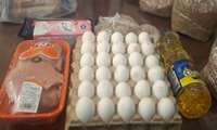 تهیه و توزیع بسته‌های غذایی حمایتی، در راستای ارتقای امنیت غذایی،  توسط مرکز بهداشت غرب 