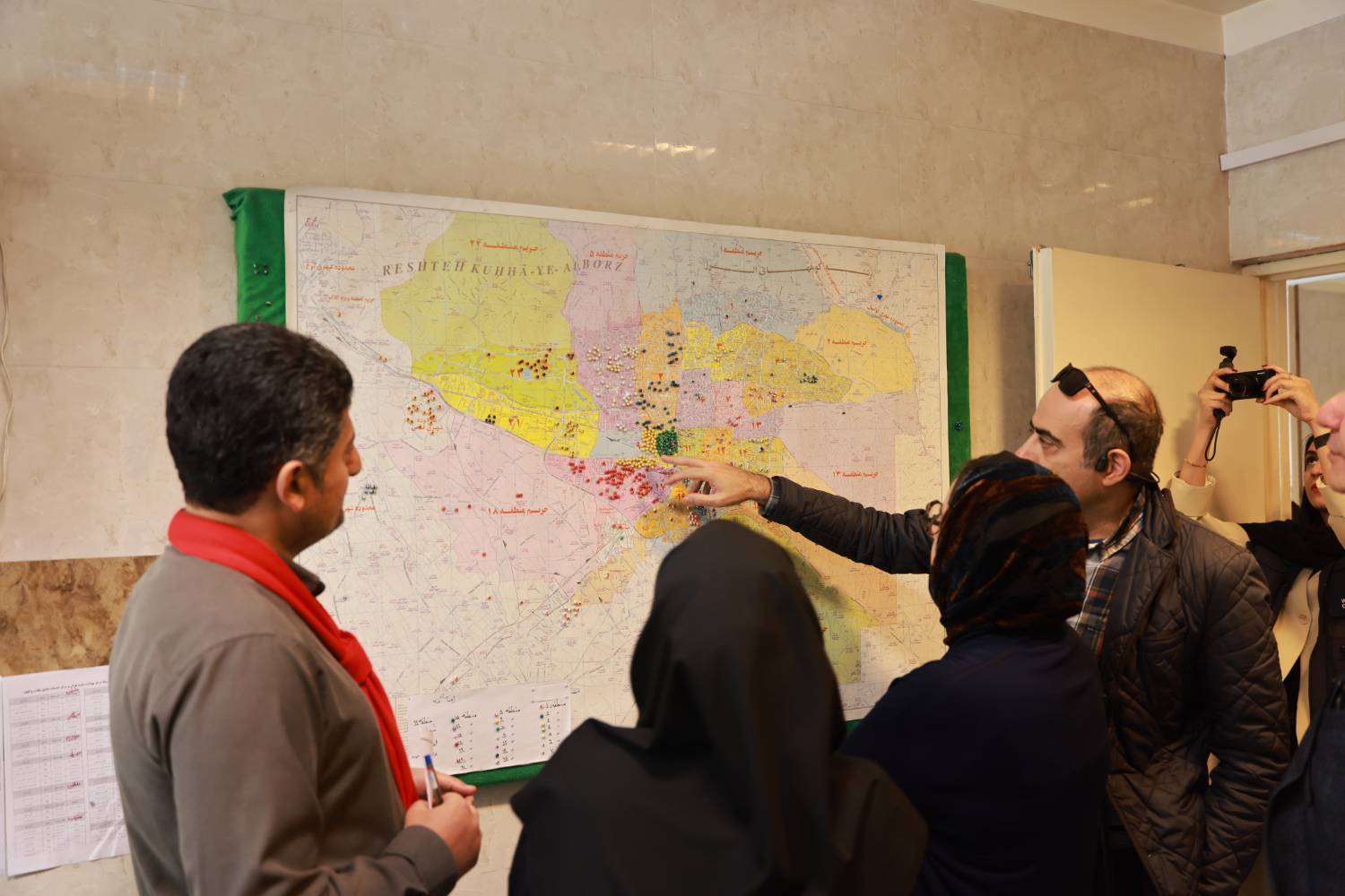 بازدید مدیر بیماری‌های واگیر منطقه مدیترانه شرقی  از مرکز مشاوره بیماری‌های رفتاری «الفجر» در چارچوب پویش ملی HIV