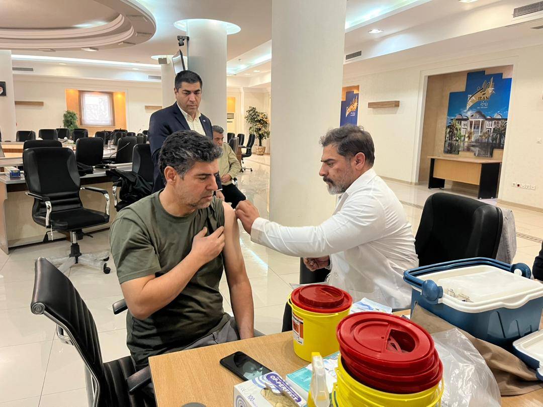 اجرای واکسیناسیون آنفلوانزا برای کارکنان فرودگاه مهرآباد 