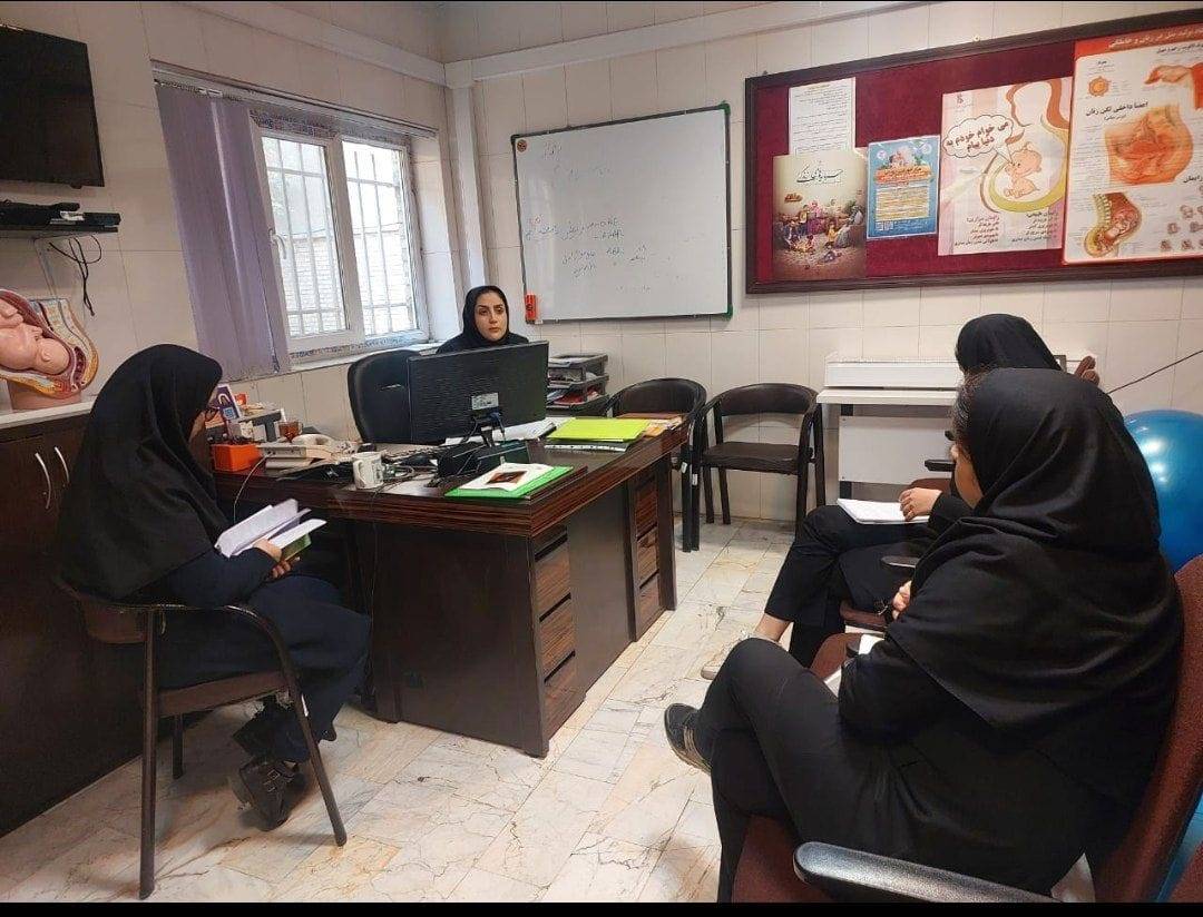 برگزاری برنامه آموزشی کاهش خطر بلایا برای مراقبین سلامت جدیدالورود،در مرکز خدمات جامع سلامت والفجر 